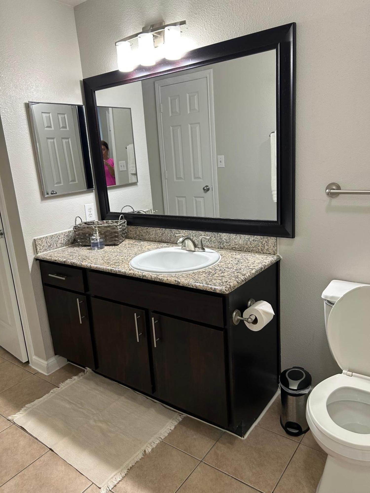 Hidden Gem at Med Center 2BR&2BA Apartment Houston Eksteriør billede